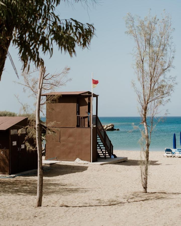 Trident Beach Apartment プロタラス エクステリア 写真
