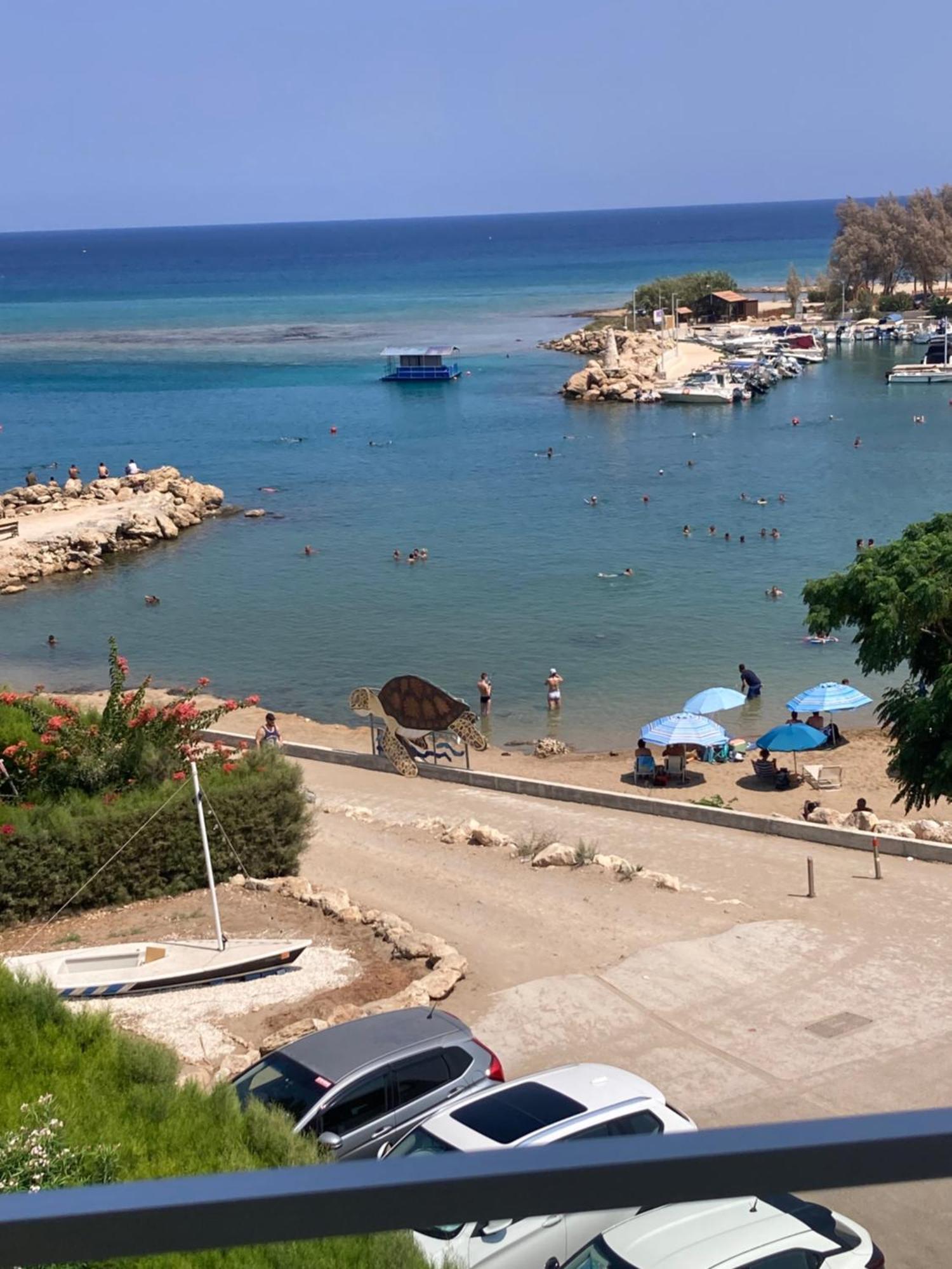 Trident Beach Apartment プロタラス エクステリア 写真