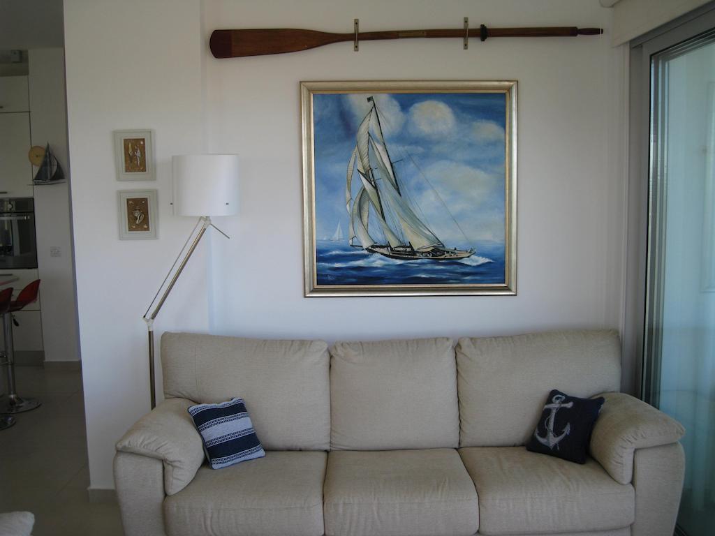 Trident Beach Apartment プロタラス 部屋 写真